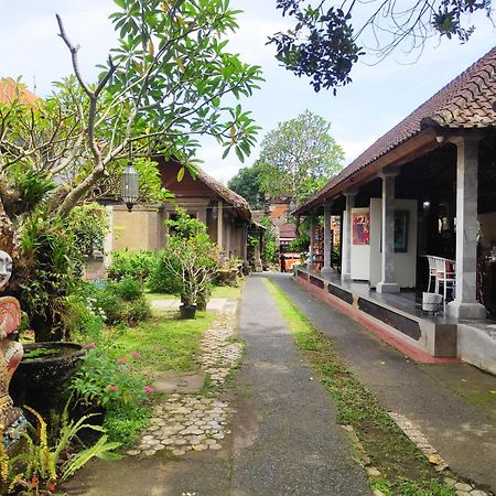 Oka Kartini Ubud Exterior foto